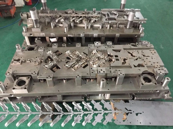 沖壓模具設(shè)計(jì)及制造概述 模具設(shè)計(jì)篇